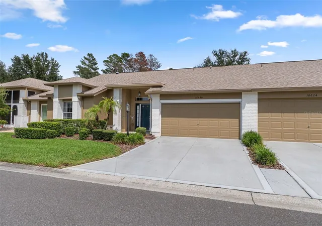 Photo 3 of House for sale at 18630 Bent Pine Dr, Hudson, FL 34667 | MLS# W7888221 | Listing updated on 2026-08-10