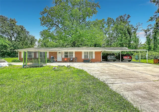 1st image of 173 Se Andrews Dr, Lake City, FL 32025 | MLS# TB8535348