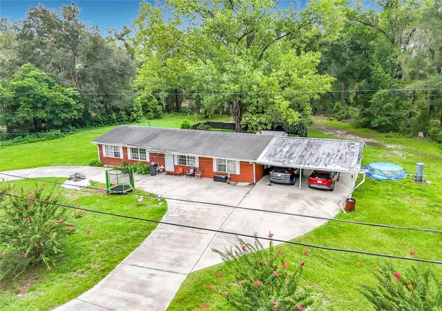 2nd image of 173 Se Andrews Dr, Lake City, FL 32025 | MLS# TB8535348