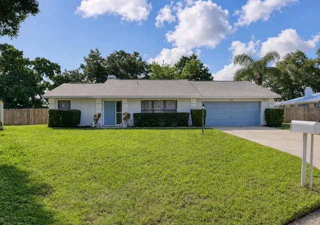 Photo 1 of Single family home for sale at 315 57th Street Ct Nw, Bradenton, FL 34209 | MLS# A4701916 | Listing updated on 2026-09-29