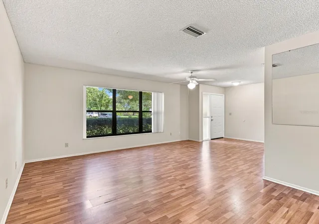 Photo 4 of Single family home for sale at 315 57th Street Ct NW, Bradenton, FL 34209 | MLS# A4701916 | Listing updated on 2026-09-29