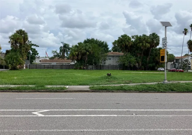 Land for sale at 2011 W Platt St, TAMPA, FL 33606 | MLS# TB8535354