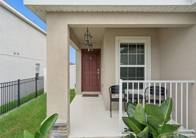 Photo 3 of Single family home for sale at 2024 Noble Dr, Davenport, FL 33837 | MLS# G5115987 | Listing updated on 2026-10-07