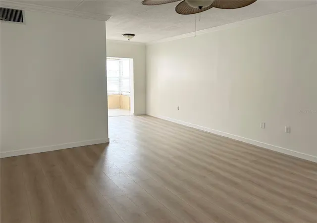 Listing Photo 5 - Condo for sale in building located at 7011Th Pl De La Paix, SOUTH PASADENA, FL 33707 - Unit #1A