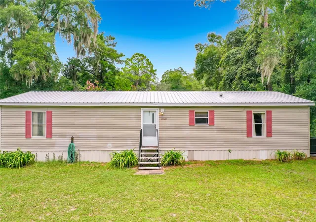 1st image of 1021 Nw 111th Ct, Ocala, FL 34482 | MLS# OM729676