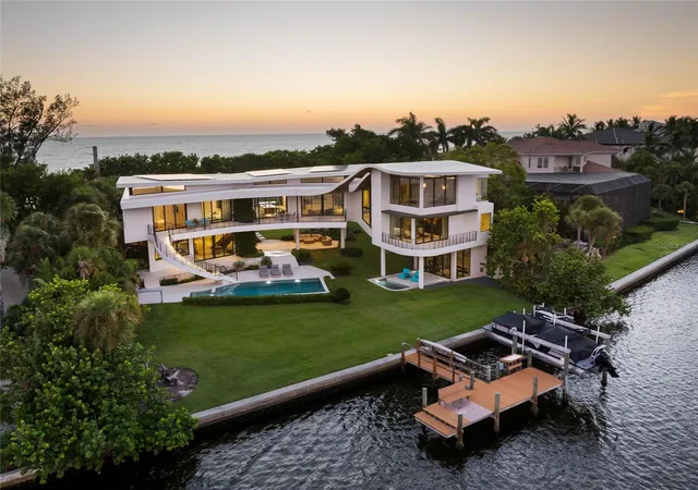 Photo 1 of Single family home for sale at 1716 Casey Key Rd, Nokomis, FL 34275 | MLS# A4701919 | Listing updated on 2026-10-09