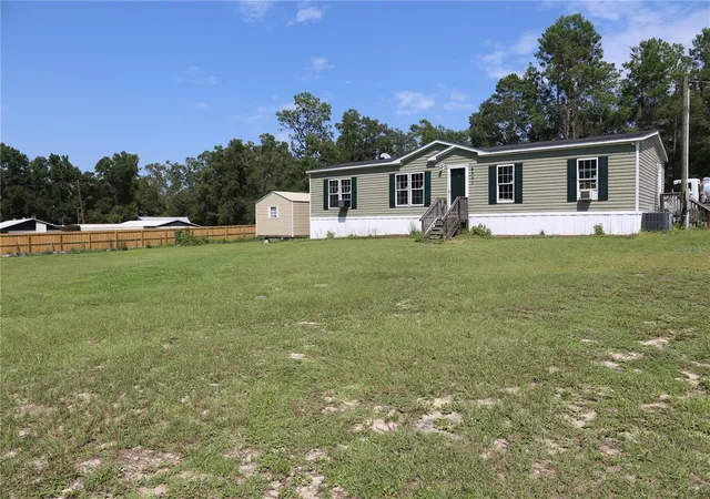 2nd image of 9521 Ne 66th Ln, Bronson, FL 32621 | MLS# GC542435