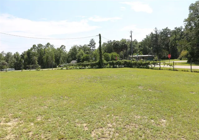 5th image of 9521 Ne 66Th Ln, Bronson, FL 32621 | MLS# GC542435