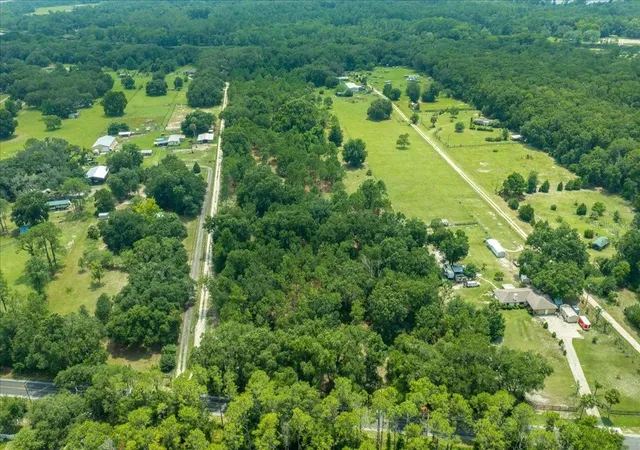Photo 2 of Land for sale at Tbd Southeast 95th St Rd, Ocklawaha, FL 32179 | MLS# OM729678 | Listing updated on 2026-08-07