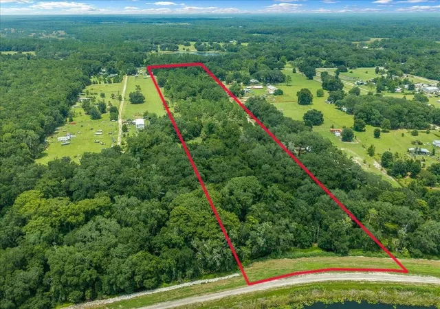 Photo 3 of Land for sale at Tbd Southeast 95th St Rd, Ocklawaha, FL 32179 | MLS# OM729678 | Listing updated on 2026-08-07