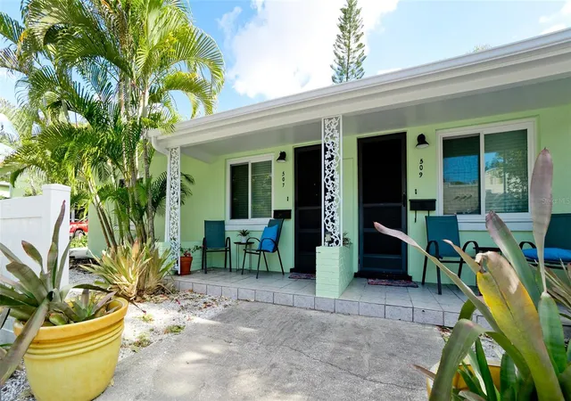 1st image of 507 Madison Ct, Sarasota, FL 34236 | MLS# A4701927