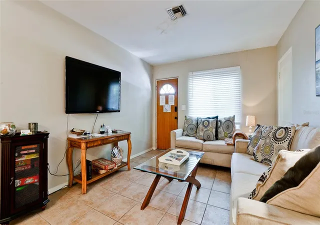 4th image of 507 Madison Ct, Sarasota, FL 34236 | MLS# A4701927