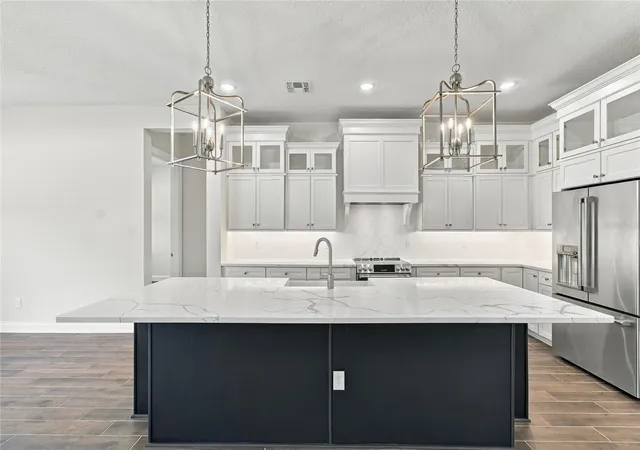 Photo 3 of Single family home for sale at 400 Marina Louis Point, Sanford, FL 32771 | MLS# O6430306 | Listing updated on 2026-10-23