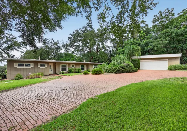 1st image of 2435 Broadvue Ave, Eustis, FL 32726 | MLS# G5115992