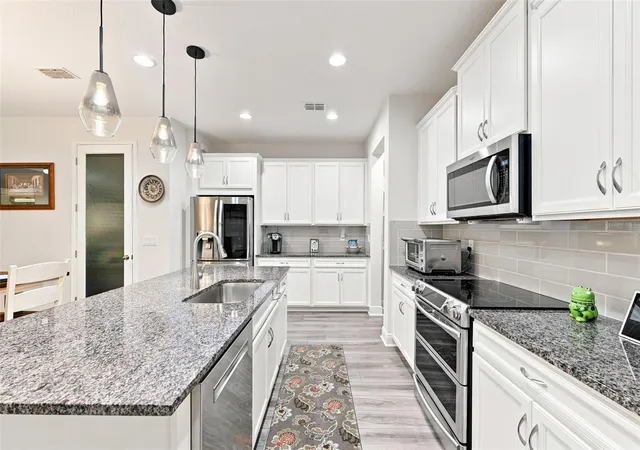 5th image of 17815 Althea Blue Pl, Lutz, FL 33558 | MLS# TB8535404