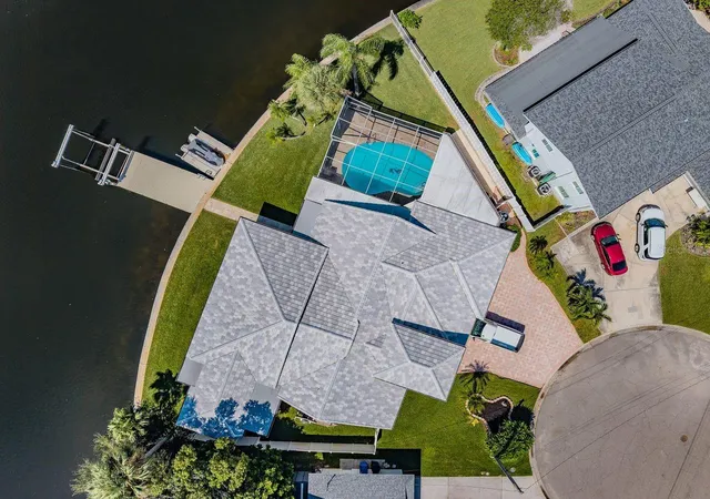 Photo 2 of Single family home for sale at 4280 13th Lane NE, Saint Petersburg, FL 33703 | MLS# TB8535409 | Listing updated on 2026-10-08