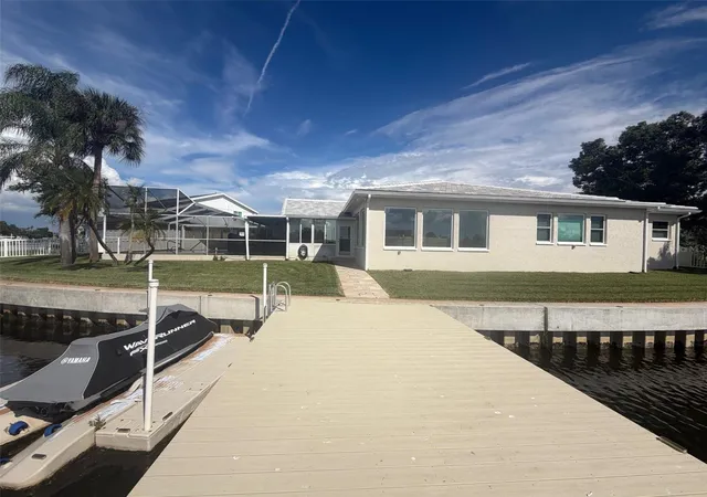 Photo 4 of Single family home for sale at 4280 13th Lane NE, Saint Petersburg, FL 33703 | MLS# TB8535409 | Listing updated on 2026-10-08