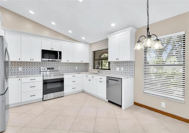 Photo 3 of Single family home for sale at 2805 Lake Tohopekaliga Blvd, Kissimmee, FL 34746 | MLS# O6430320 | Listing updated on 2026-09-16
