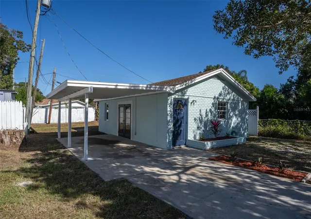 Photo 3 of Single family home for sale at 4545 12th Avenue S, Saint Petersburg, FL 33711 | MLS# TB8535415 | Listing updated on 2026-10-14