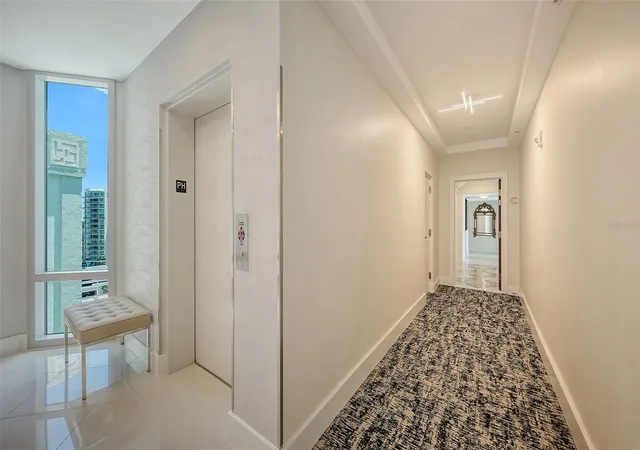 4th image of 1111 N Gulfstream Ave #PH-C, Sarasota, FL 34236 | MLS# A4701933