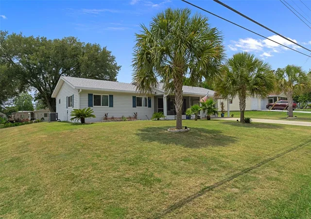 Photo 2 of Single family home for sale at 6264 Sw 103rd Street Rd, Ocala, FL 34476 | MLS# W7888228 | Listing updated on 2026-08-07
