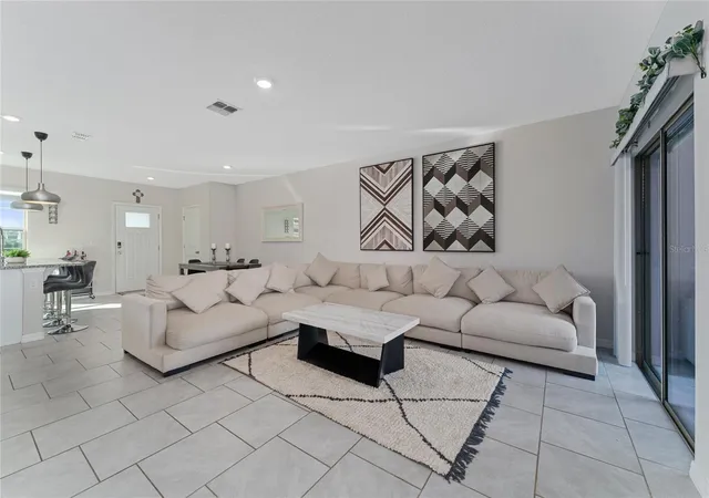 Photo 5 of Townhouse for sale at 16931 Reseda Aly, Winter Garden, FL 34787 | MLS# O6430332 | Listing updated on 2026-08-28