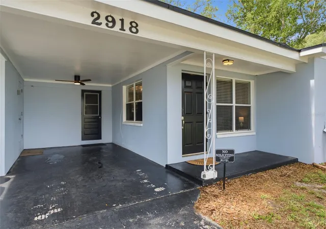3rd image of 2918 W Ellis Dr, Tampa, FL 33611 | MLS# TB8535424