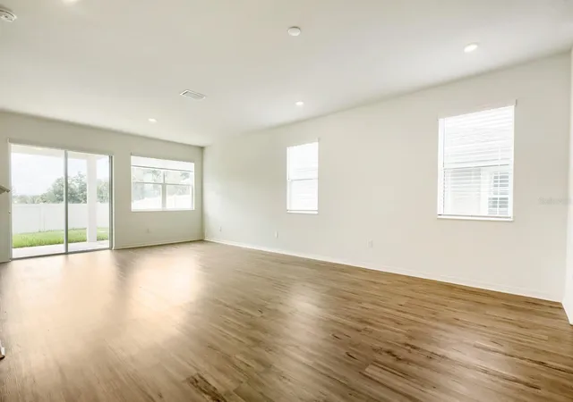 Photo 2 of Single family home for sale at 37434 Yukon Dr, Zephyrhills, FL 33540 | MLS# TB8535426 | Listing updated on 2026-10-07