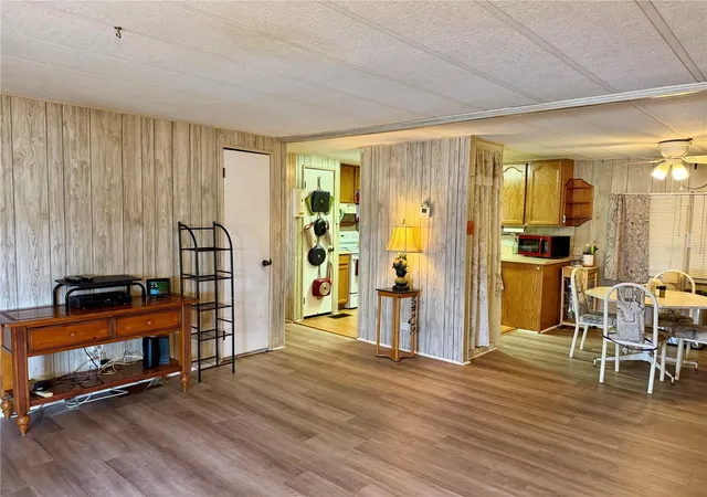 Photo 3 of Manufactured home for sale at 5301 Algeria Ct, Bradenton, FL 34207 | MLS# A4701937 | Listing updated on 2026-09-08