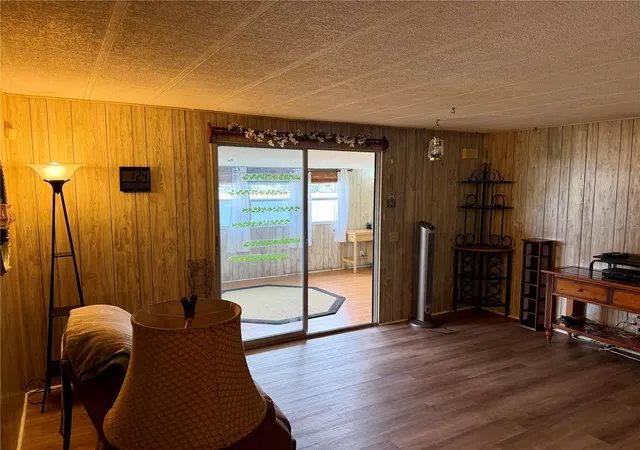 Photo 4 of Manufactured home for sale at 5301 Algeria Ct, Bradenton, FL 34207 | MLS# A4701937 | Listing updated on 2026-10-01