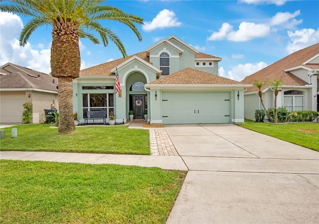 Photo 3 of Sale Pending at 510 Hardwood Cir, Orlando, FL 32828 | MLS# O6430345 | Listing updated on 2026-08-25