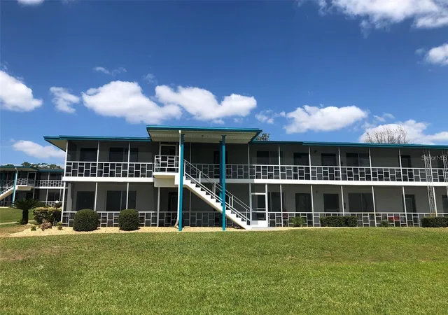 2nd image of 1600 W Lake Parker Dr #A25, Lakeland, FL 33805 | MLS# L4963997