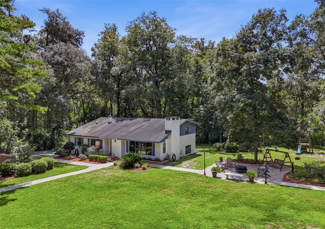 Photo 3 of Single family home for sale at 2817 Nw 31st Avenue, Gainesville, FL 32605 | MLS# GC542441 | Listing updated on 2026-09-23