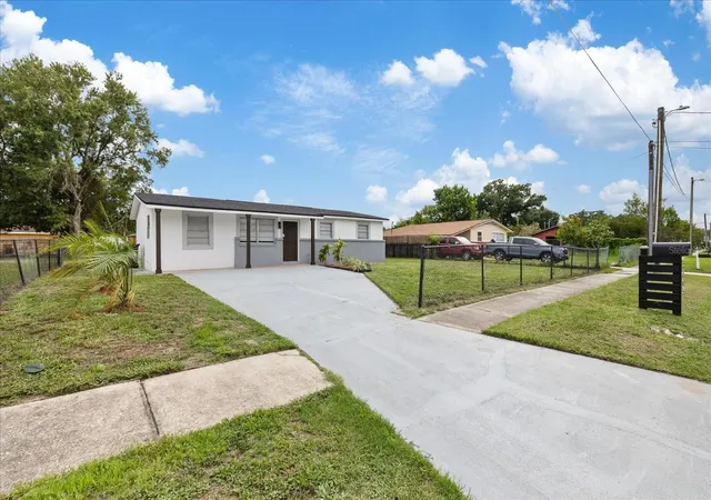 Photo 2 of Single family home for sale at 8303 Bahia Ave, Tampa, FL 33619 | MLS# TB8535444 | Listing updated on 2026-08-31