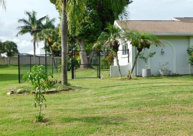 Photo 3 of Single family home for sale at 8750 SW Liverpool Rd, Arcadia, FL 34269 | MLS# C7529158 | Listing updated on 2026-08-31