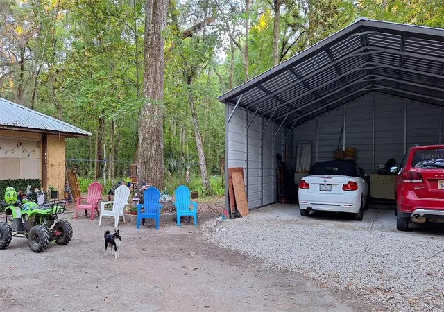 4th image of 11304 Royal Dr, Brooksville, FL 34601 | MLS# W7888235