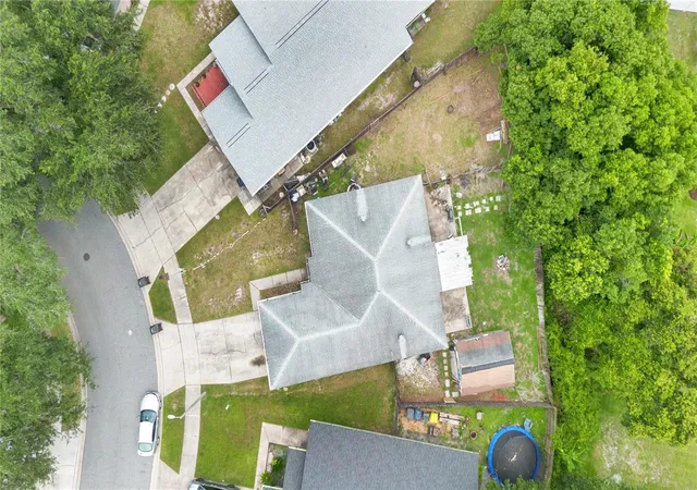 Photo 3 of Sale Pending at 3917 Natchez Tr Dr, Saint Cloud, FL 34769 | MLS# S5154928 | Listing updated on 2026-08-21