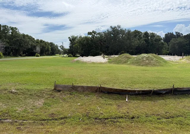 Photo 2 of Sale Pending at 2965 Lucky Cir, Kissimmee, FL 34746 | MLS# O6430379 | Listing updated on 2026-09-02