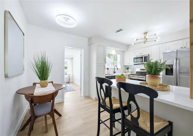 4th image of 6103 Carlton Ave, Sarasota, FL 34231 | MLS# A4701953