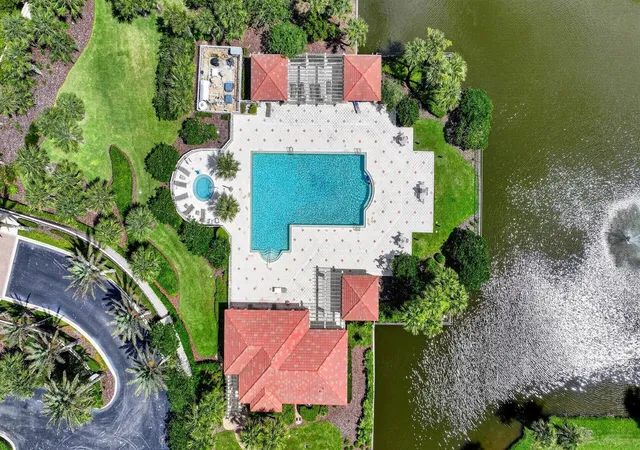 Listing Photo 5 - Condo for sale in building located at 120Th Ave De La Mer, Vero Beach, FL 32137 - Unit #1501