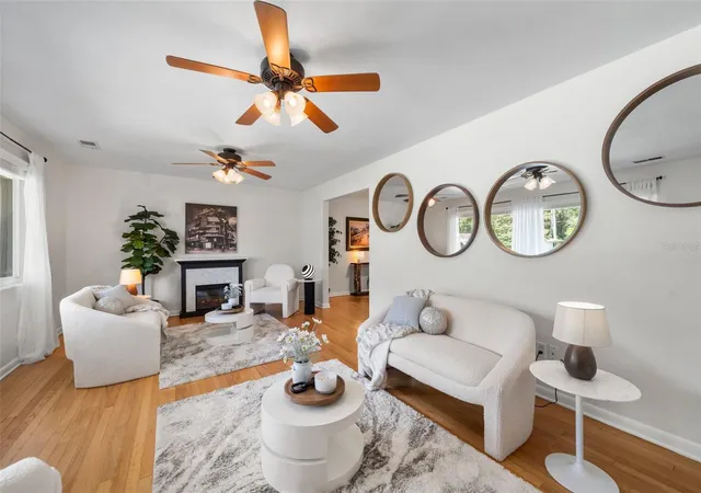 4th image of 817 Nw 37Th Dr, Gainesville, FL 32605 | MLS# GC542448