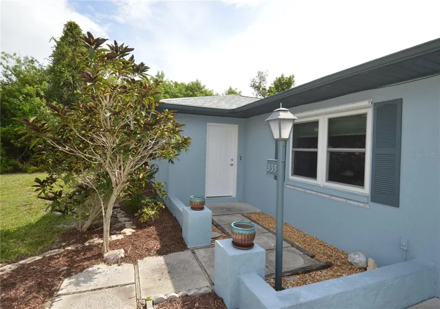2nd image of 935 Kimball Rd, Venice, FL 34293 | MLS# N6145246