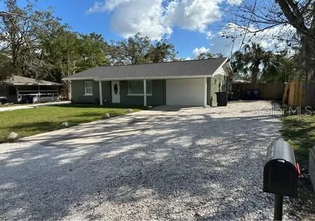 2nd image of 2404 52nd Avenue Dr W #1 & 2, Bradenton, FL 34207 | MLS# A4701960