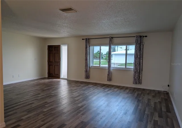 4th image of 10188 45Th St N #2, Pinellas Park, FL 33782 | MLS# TB8535494
