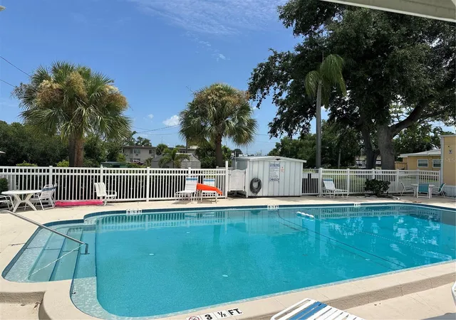 Photo 3 of Manufactured home for sale at 4150 66th Street N #1, Saint Petersburg, FL 33709 | MLS# TB8535506 | Listing updated on 2026-10-20