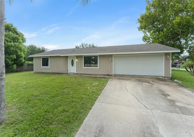 2nd image of 1703 Victory Palm Dr, Edgewater, FL 32132 | MLS# O6430424