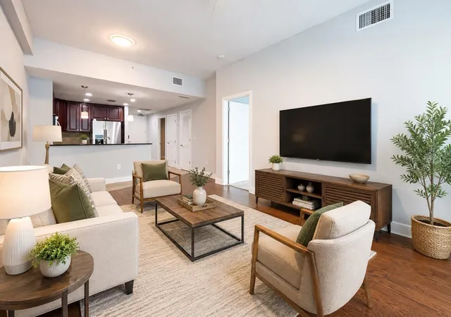 Photo 2 of Condo for sale at 101 S Eola Dr #614, Orlando, FL 32801 | MLS# O6430426 | Listing updated on 2026-09-16