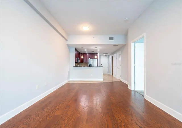 4th image of 101 S Eola Dr #614, Orlando, FL 32801 | MLS# O6430426