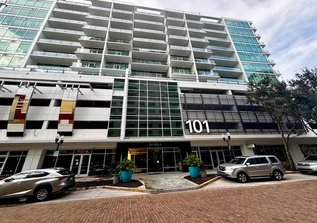 2nd image of 101 S Eola Dr, ORLANDO, FL 32801