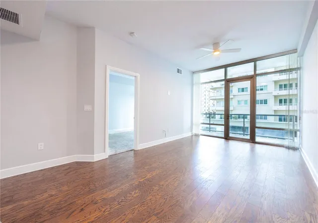 5th image of 101 S Eola Dr #614, Orlando, FL 32801 | MLS# O6430426